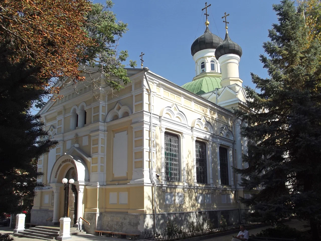 Церковь Трех Святителей Великих