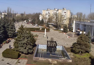 фото с камеры у ДК Корабел в Керчи