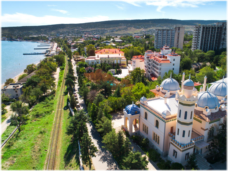 где лучше жить в Феодосии